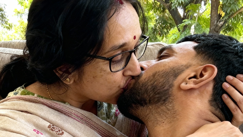 Desi Pregnant Bhabhi In Sari Giving Blowjob