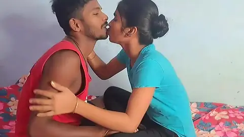 18 Year Old Indian Amateur Girl Hardcore Pussy Fuck