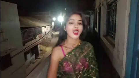 Misspriya01's first time alone in Indian home: Desi mms and real couple fun with hot bhabhi